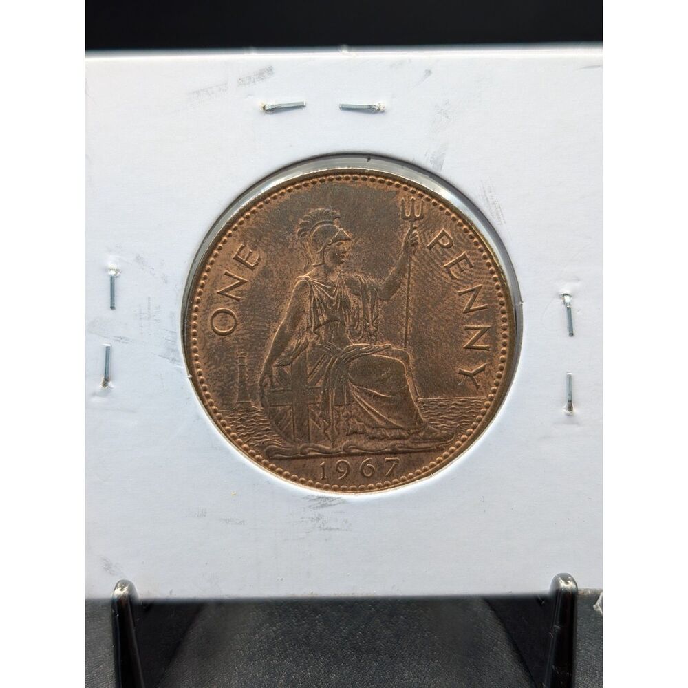 Vintage 1967 Great Britain One Penny Coin Queen Elizabeth II Britannia Bronze
